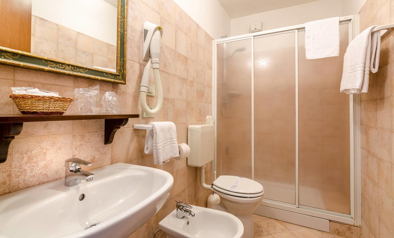 Casa Rezzonico Bed and Breakfast Venedig Exteriör bild